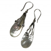 Shell & Silver Earrings - Three Hearts Mother of Pearl - 5g